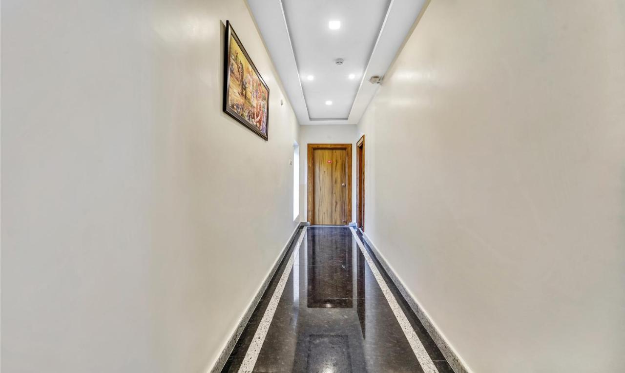 Hotel Treebo Sripadha Residency Alipiri Road Tirupati Exterior foto